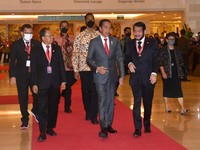 Jokowi & Cerita Dunia yang Dilanda Mimpi Buruk Berkepanjangan