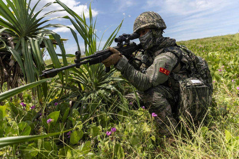 Amerika Serikat (AS) dan Korea Selatan (Korsel) menggelar latihan maritim gabungan dengan kapal induk AS pada Jumat (7/10) waktu setempat. (REUTERS/ELOISA LOPEZ) Amerika Serikat (AS) dan Korea Selatan (Korsel) menggelar latihan maritim gabungan dengan kapal induk AS pada Jumat (7/10) waktu setempat. (REUTERS/ELOISA LOPEZ)