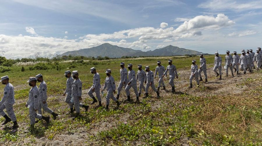 Amerika Serikat (AS) dan Korea Selatan (Korsel) menggelar latihan maritim gabungan dengan kapal induk AS pada Jumat (7/10) waktu setempat. (REUTERS/ELOISA LOPEZ)