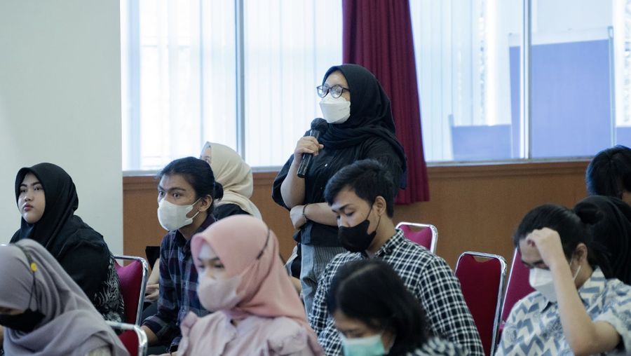 Allo Bank dan InvestasiKu menyelenggarakan acara Allo Invest Goes to Campus di Indonesia Banking School pada Jum’at (7/10). Ist