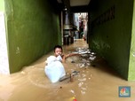 Banjir Terjang Jakarta Lagi! Warga Kebon Pala Dievakuasi