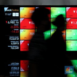 IHSG Belum Bangkit, Tapi Asing Diam-Diam Borong 10 Saham Ini