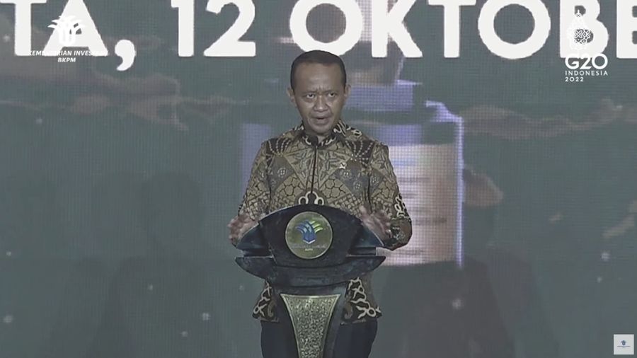 Bahlil Lahadalia dalam acara Anugerah Layanan Investasi (ALI) 2022 (Tangkapan layar Youtube  Kementerian Investasi - BKPM)