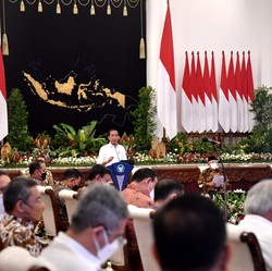 Penyebab Ekonomi RI Melesat di 2022: Orang RI Banyak Jajan!