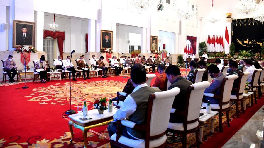 Jokowi saat memberikan pengarahan dalam Sidang Kabinet Paripurna yang digelar di Istana Negara. (Dok: Biro Pers Sekretariat Presiden)