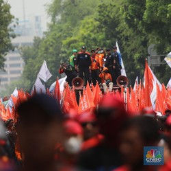 'Kiamat' Pengangguran, Ribuan Pekerja di RI Sudah Dirumahkan!