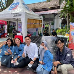 Pertamina Kenalkan Solar Panel ke SMA 5 Balikpapan
