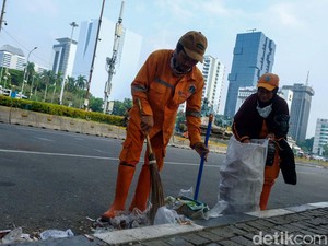Total Sampah di Perayaan Malam Tahun Baru di Jakarta Capai 132 Ton