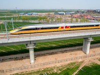 Mantap! JKT-SBY Bisa Ditempuh Kereta Cepat & Semicepat