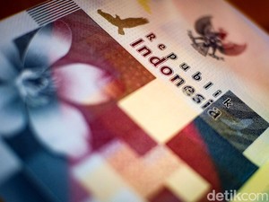 Imigrasi Tunda Penerbitan Paspor Merah Putih