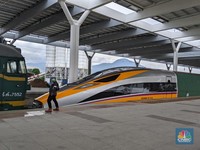 Gokil! Kereta Cepat RI Bisa 'Ngebut' 350 Km/ Jam
