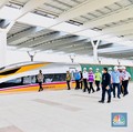 Wuss! Ambisi Kereta Cepat Jokowi, Tembus Surabaya Cuma 4 Jam