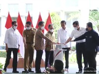 Bekerja Dalam Diam A La BUMN: Tahu-tahu Jadi Vaksin!