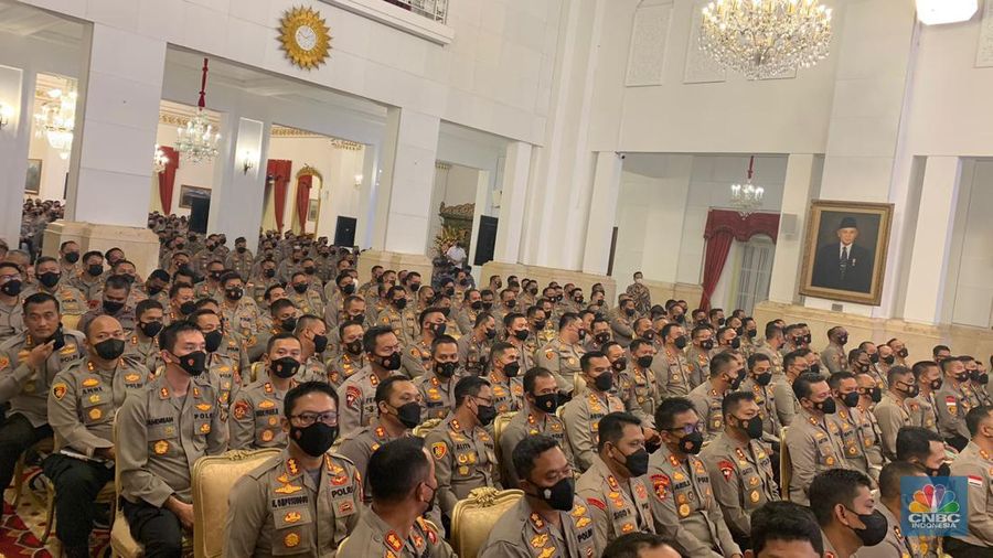 Pengarahan Presidem Joko Widodo kepada Perwira Tinggi Mabes Polri, Kapoldan dan Kapolres Se-Indonesia di Istana Negara, Jumat (14/101/2022). (CNBC Indonesia/Chandra Gian Asmara)