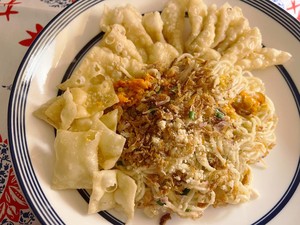 3 Resep Mie Ayam Pedas yang Populer, Cocok Buat Makan Siang
