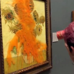 Terulang Lagi! Lukisan Van Gogh Dilempar Sup Tomat oleh Aktivis