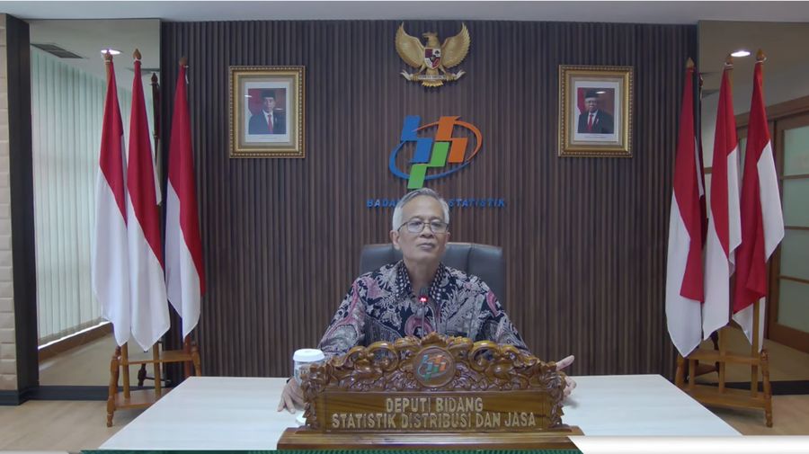 Deputi Bidang Statistik Distribusi dan Jasa Badan Pusat Statistik, Setianto memberikan keterangan pers mengenai terkait ekspor dan impor Indonesia September 2022 dan luas panen dan produksi padi di Indonesia 2022 (Angka Sementara), Jakarta, Senin (17/10/2022). (Tangkapan Layar Youtube BPS)