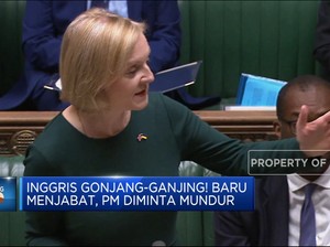 Baru  Menjabat, PM Inggris Diminta Mundur, Kenapa?