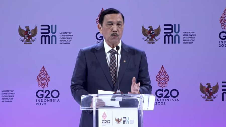 Menko Maritim dan Investasi Luhut Binsar Pandjaitan Saat Pembukaan SOE International Conference dan Peluncuran Indonesia Water Fund (IWF) di Bali, Senin (17/10/2022). (Tangkapan layar via Youtube Kementerian BUMN)