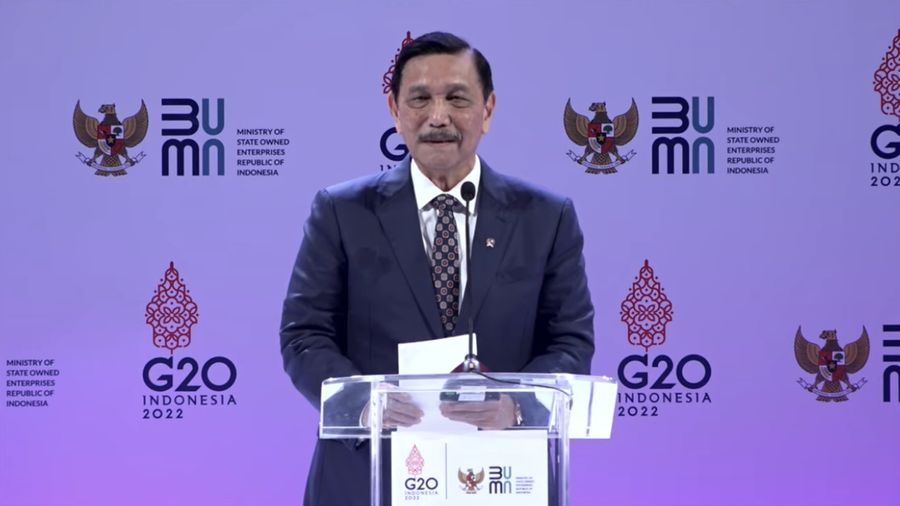 Menko Maritim dan Investasi Luhut Binsar Pandjaitan Saat Pembukaan SOE International Conference dan Peluncuran Indonesia Water Fund (IWF) di Bali, Senin (17/10/2022). (Tangkapan layar via Youtube Kementerian BUMN)