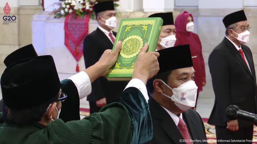 Presiden Jokowi Melantik Anggota Dewan Pengawas dan Anggota Badan Pelaksana BPKH Periode 2022-2027,Jakarta, Senin (17/10/2022). (Tangkapan Layar via Youtube Sekretariat Presiden)