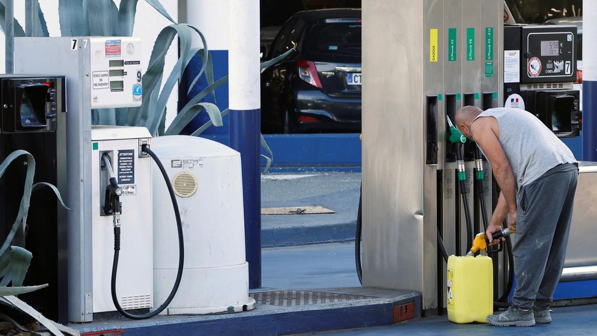 'Korban Baru' Perang Iran Menjerit! Bensin Hampir Rp 38 Ribu Per Liter