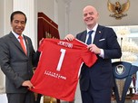 Momen Jokowi Bertemu Presiden FIFA Gianni Infantino di Istana