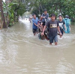 Dear Sahabat Baik, Yuk Kita Bantu Korban Banjir Trenggalek