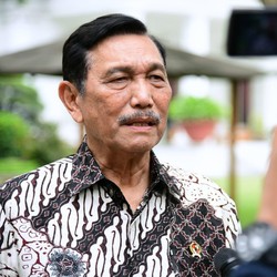 Bisikan Luhut ke Jokowi, 'Penguasa' Makanan TNI Orangnya Sama