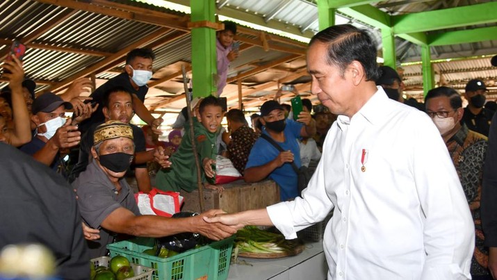 Jokowi (Rusman - Biro Pers Sekretariat Presiden) Jokowi (Rusman - Biro Pers Sekretariat Presiden)