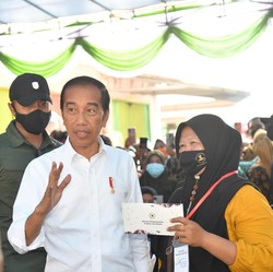 Bocoran Terbaru Dari Jokowi Kapan BLT BBM Tahap 2 Cair