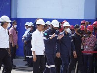 Tinjau Pembangunan Smelter Baru MIND ID, Ini Harapan Jokowi