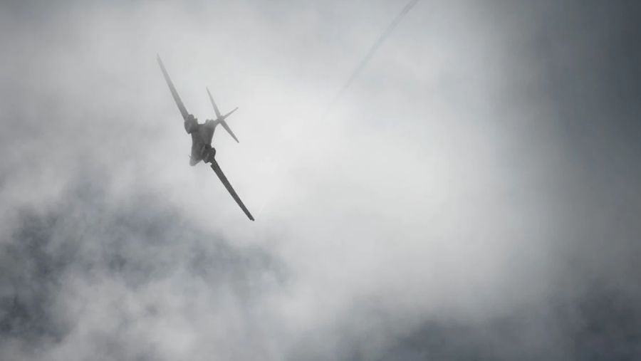 Pesawat pembom Air Force B-1B Lancer milik militer AS