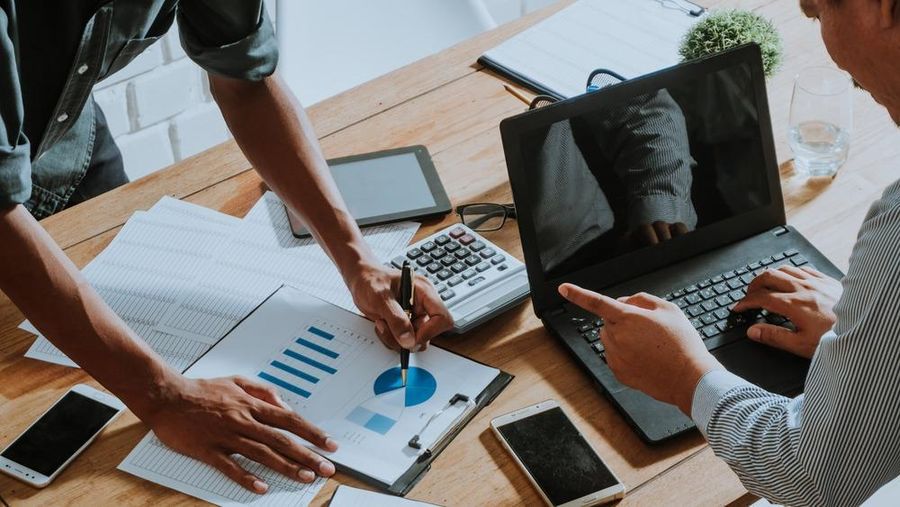 Ilustrasi membangun bisnis.