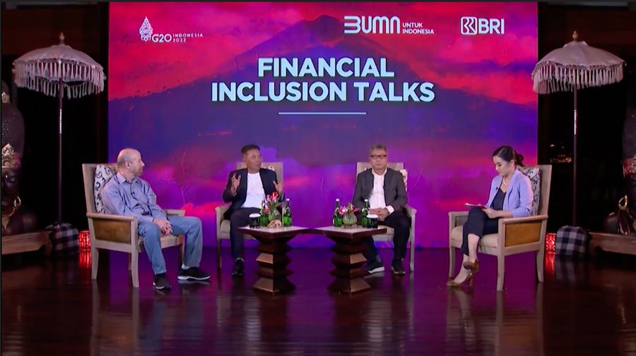 Direktur Bisnis Mikro PT Bank Rakyat Indonesia (Persero) TBK Supari dalam acara Financial Inclusion Talks. (Tangkapan Layar)