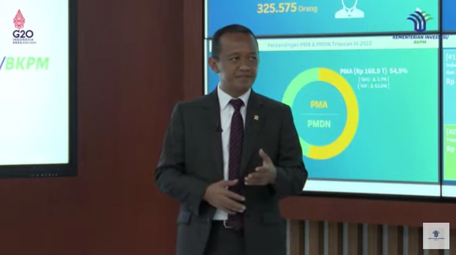 Menteri Investasi/Kepala Badan Koordinasi Penanaman Modal (BKPM) Bahlil Lahadalia Memberikan Keterangan Pers Mengenai Realisasi Investasi PMA & PMDN Triwulan III (Juli-September) Tahun 2022, Senin (24/20/2022). (Tangkapan Layar via Youtube BKPM)