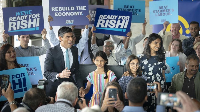 LONDON, ENGLAND - AUGUST 31: Conservative leadership hopeful Rishi Sunak speaks during the final Tory leadership hustings at Wembley Arena on August 31, 2022 in London, England. Foreign Secretary, Liz Truss and former Chancellor Rishi Sunak are vying to become the new leader of the Conservative Party and the UK's next Prime Minister. The winner of the contest will be announced on Monday.  (Photo by Dan Kitwood/Getty Images)