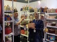 Kisah Pengusaha Tas: Modal Rp100 Ribu Jadi Omzet Rp150 Juta