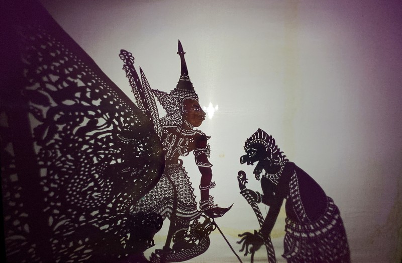 Wayang kulit robot (Reuters TV)