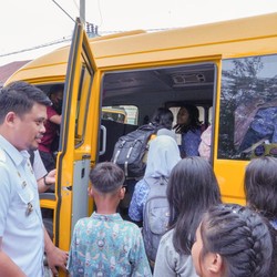 Walkot Medan Sediakan Bus Sekolah Gratis di Belawan Sicanang