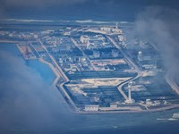 'Kerajaan' Militer China Membayangi RI, Begini Potretnya