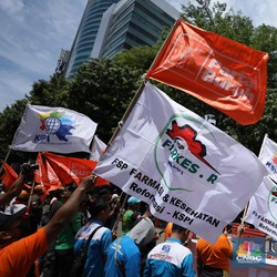 Hindari Jalan Ini! 10.000 Buruh di Monas dan Kelapa Gading