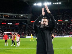 Ruud van Nistelrooy Menuju Manchester United
