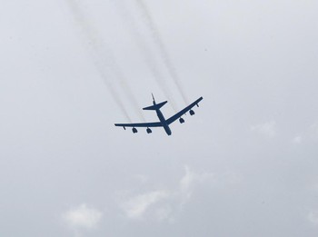 Tetangga RI Kirim 2 Pesawat Militer ke Timur Tengah, Ada Apa?