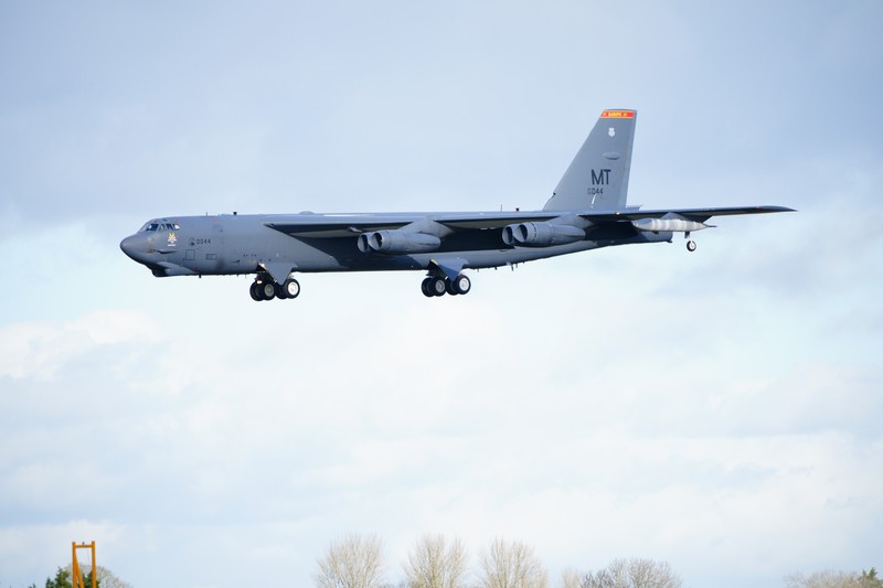 Enam pesawat pengebom B-52 berkemampuan nuklir ke sebuah pangkalan udara di Australia utara. ( Dok. File AP/Boris Grdanoski) Enam pesawat pengebom B-52 berkemampuan nuklir ke sebuah pangkalan udara di Australia utara. ( Dok. File AP/Boris Grdanoski)