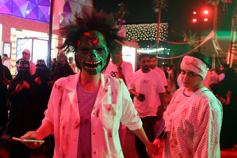Perayaan Halloween dimulai di Riyadh, Arab Saudi , setelah Boulevard diubah menjadi arena pesta kostum dengan tajuk “Akhir Pekan Menakutkan