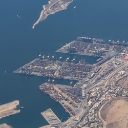 Potret Pelabuhan Piraeus, di Negara Eropa Tapi Dikuasai China