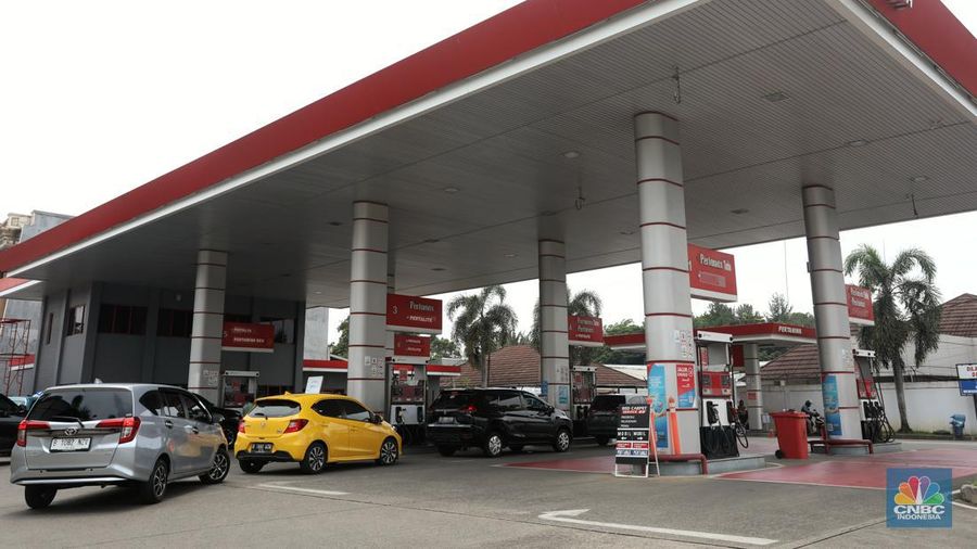 Harga terbaru pertamax dan shell. (²©²ÊÍøÕ¾/Andrean Kristianto)