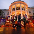 Ada Efek Halloween di BEI, Saatnya Beli Atau Jual?