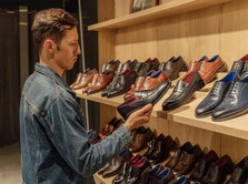 Dihajar Covid-19, Kapasitas Produksi Pabrik Sepatu Sisa 50%
